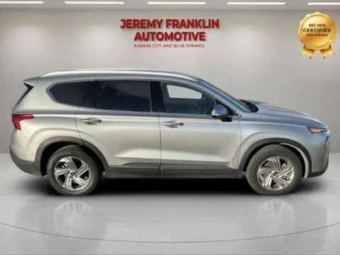 Photos of 2023 Hyundai Santa Fe SEL for sale in Blue Springs, MO at Jeremy Franklin Automotive of Blue Springs