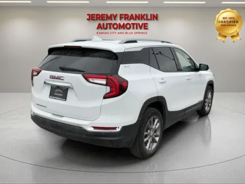 Another view of 2024 GMC Terrain SLT for sale in Blue Springs, MO at Jeremy Franklin Automotive of Blue Springs