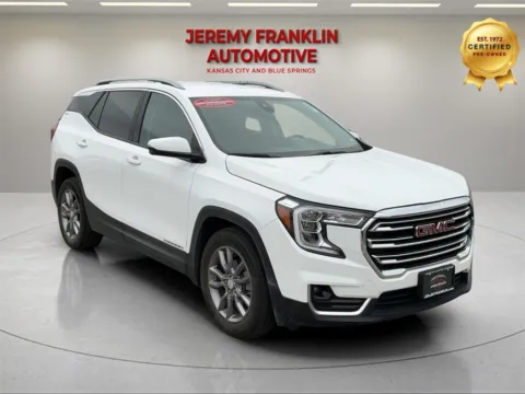 White 2024 GMC Terrain SLT for sale in Blue Springs, MO