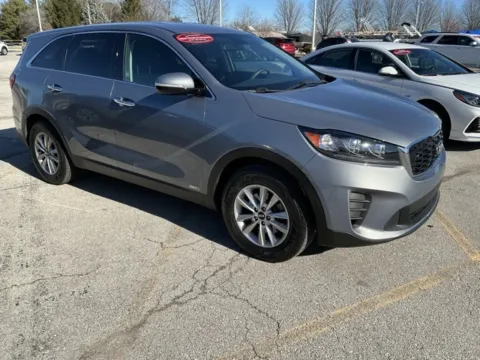 Photos of 2020 Kia Sorento LX for sale in Blue Springs, MO at Jeremy Franklin Automotive of Blue Springs
