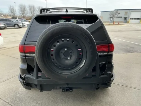 More photos of 2020 Jeep Grand Cherokee Altitude at Jeremy Franklin Automotive of Blue Springs, MO