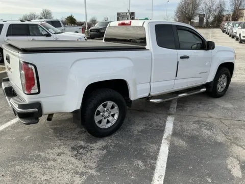 Photos of 2017 GMC Canyon SL for sale in Blue Springs, MO at Jeremy Franklin Automotive of Blue Springs