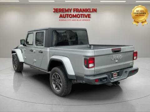 More photos of 2021 Jeep Gladiator Overland at Jeremy Franklin Automotive of Blue Springs, MO