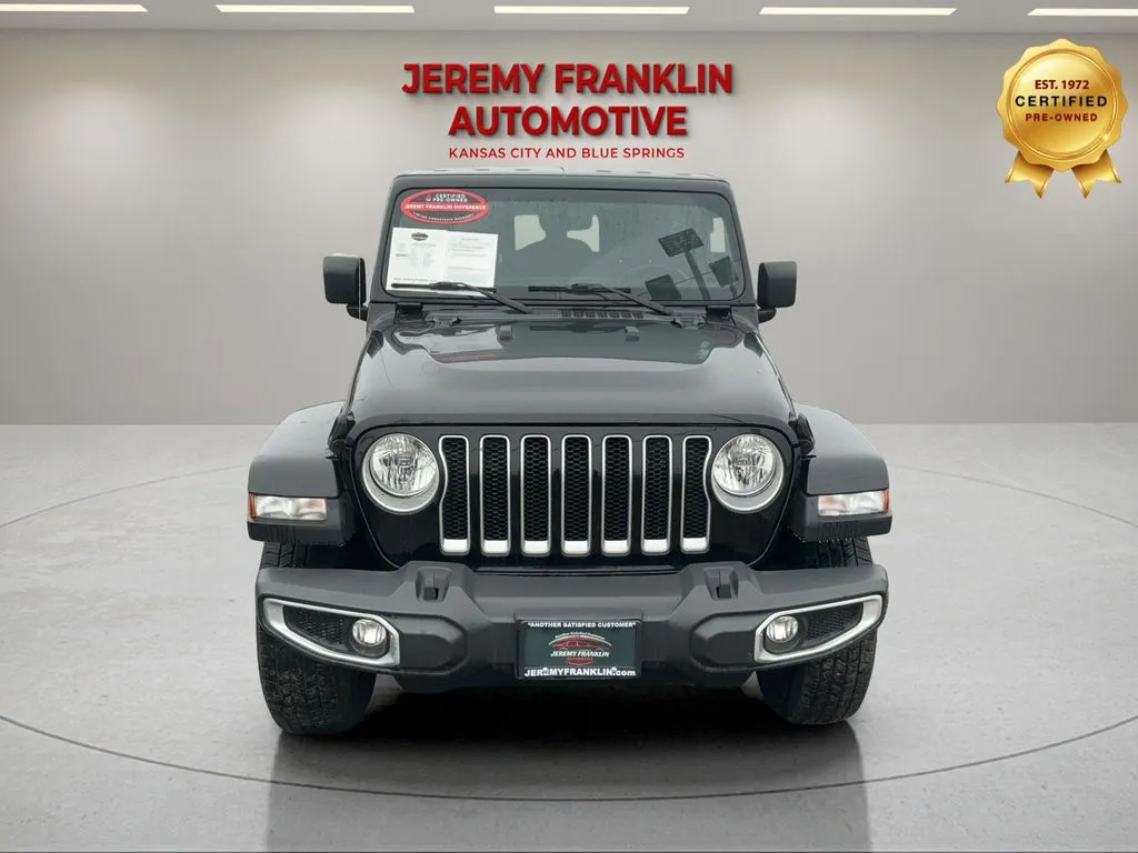 2023 Jeep Wrangler 4-Door Sahara - Photo 9