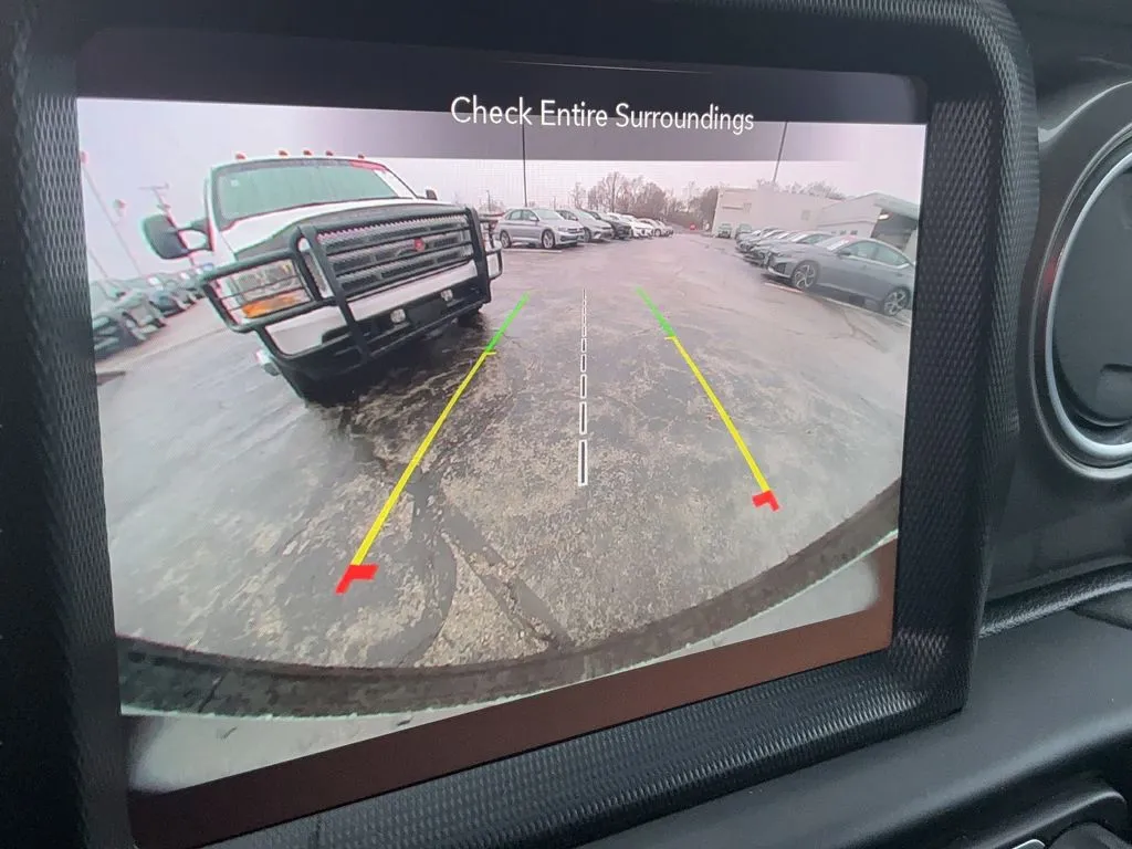 2023 Jeep Wrangler 4-Door Sahara - Photo 29