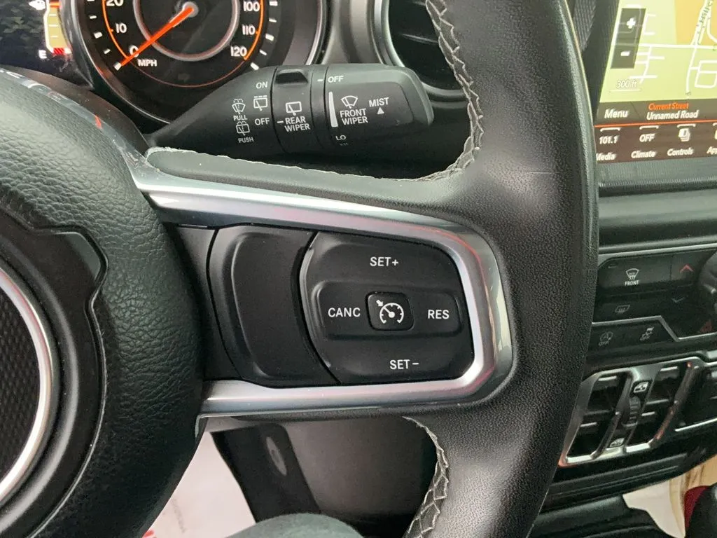 2023 Jeep Wrangler 4-Door Sahara - Photo 31