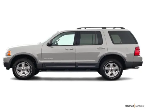 Silver 2004 Ford Explorer for sale in Blue Springs, MO