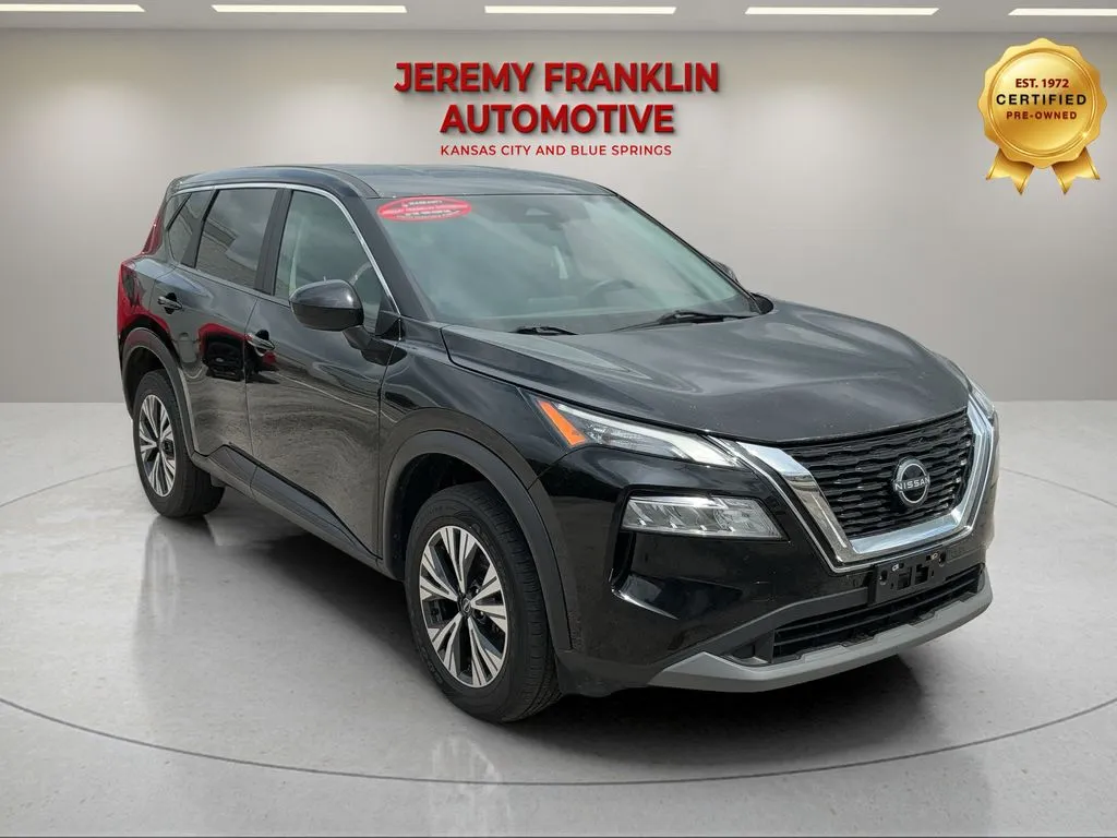 Black 2023 Nissan Rogue SV for sale in Blue Springs, MO