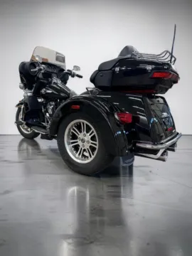 More photos of 2023 Harley-Davidson Tri-Glide Ultra Classic FLHTCUTG at Jeremy Franklin Automotive of Blue Springs, MO