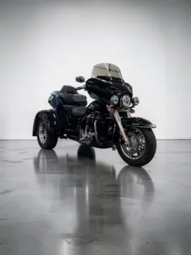 Another view of 2023 Harley-Davidson Tri-Glide Ultra Classic FLHTCUTG for sale in Blue Springs, MO at Jeremy Franklin Automotive of Blue Springs