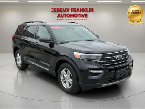 Black 2023 Ford Explorer XLT for sale in Blue Springs, MO