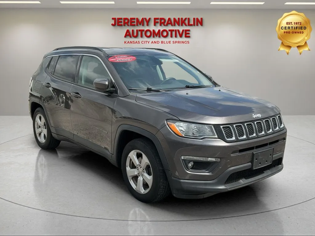 Gray 2019 Jeep Compass Latitude for sale in Blue Springs, MO