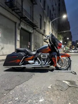 Blue 2015 Harley-Davidson Street Glide CVO for sale in Blue Springs, MO