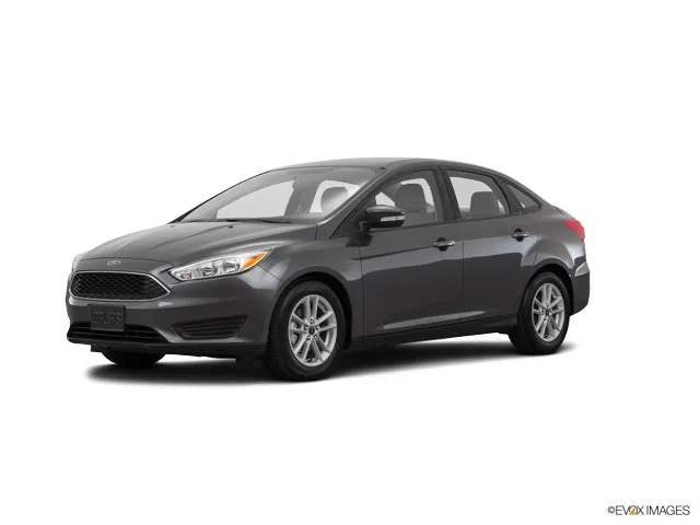 2015 Ford Focus Sedan SE's photo