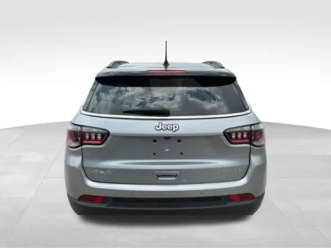 More photos of 2022 Jeep Compass Limited at Jeremy Franklin Automotive of Blue Springs, MO