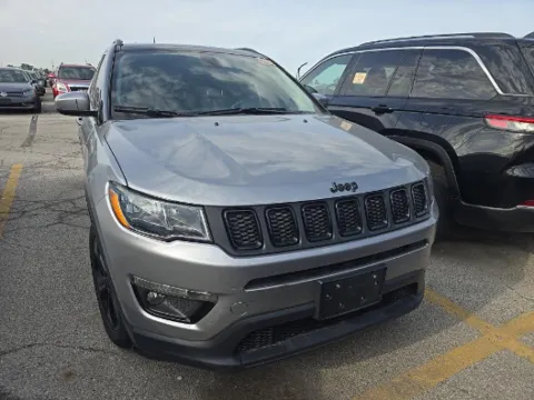 Silver 2020 Jeep Compass Altitude for sale in Blue Springs, MO