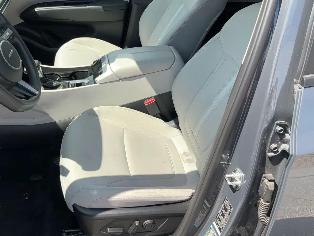 2025 Hyundai Tucson SEL - Photo 18
