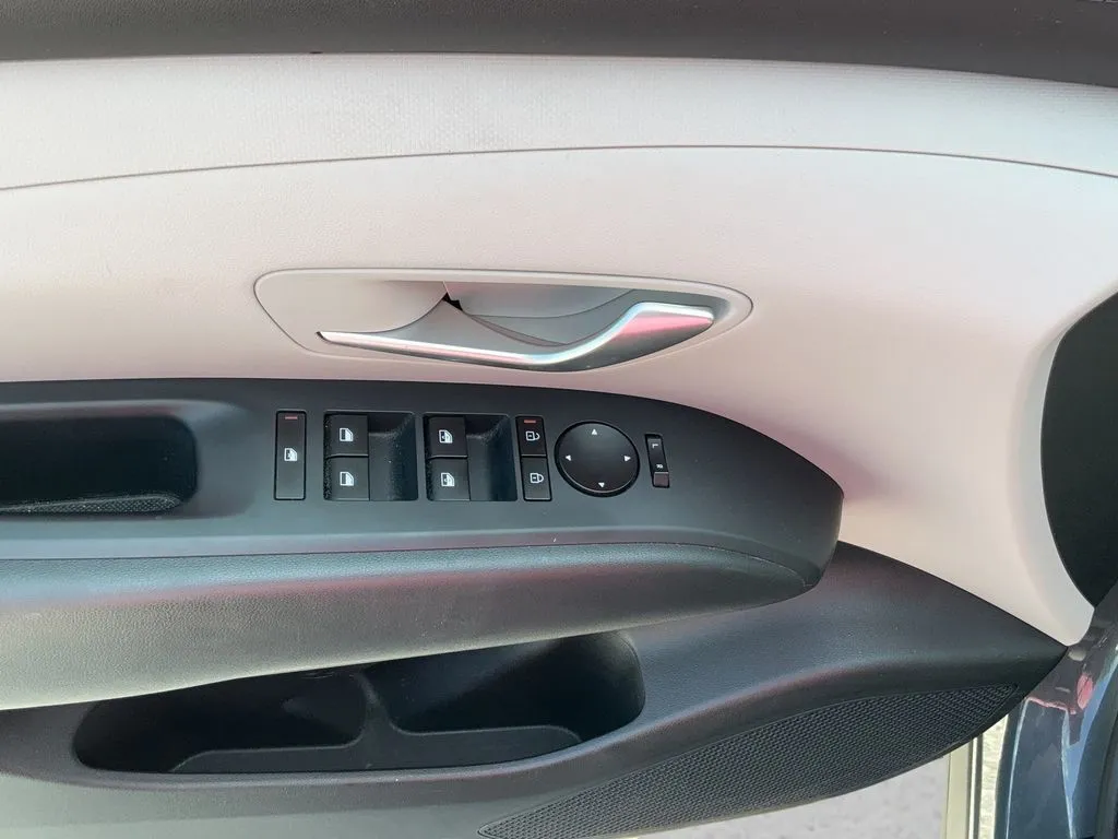 2025 Hyundai Tucson SEL - Photo 20
