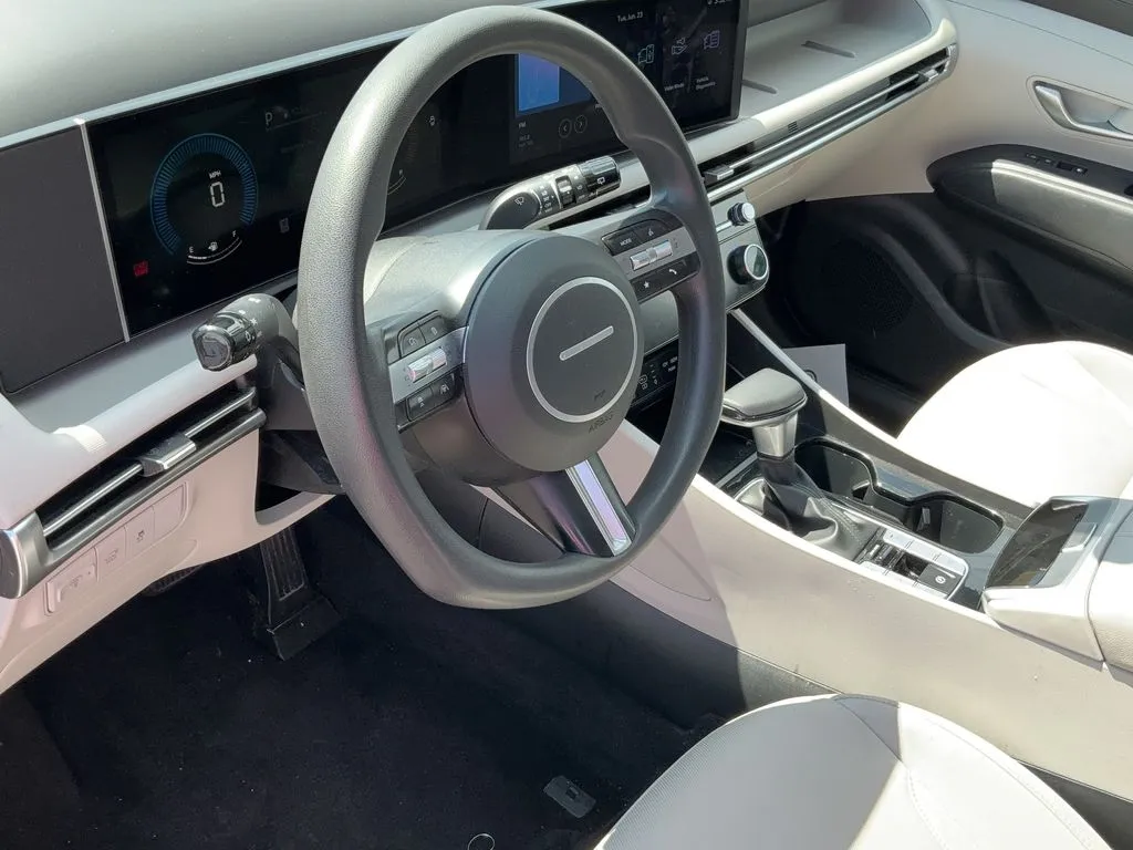2025 Hyundai Tucson SEL - Photo 19