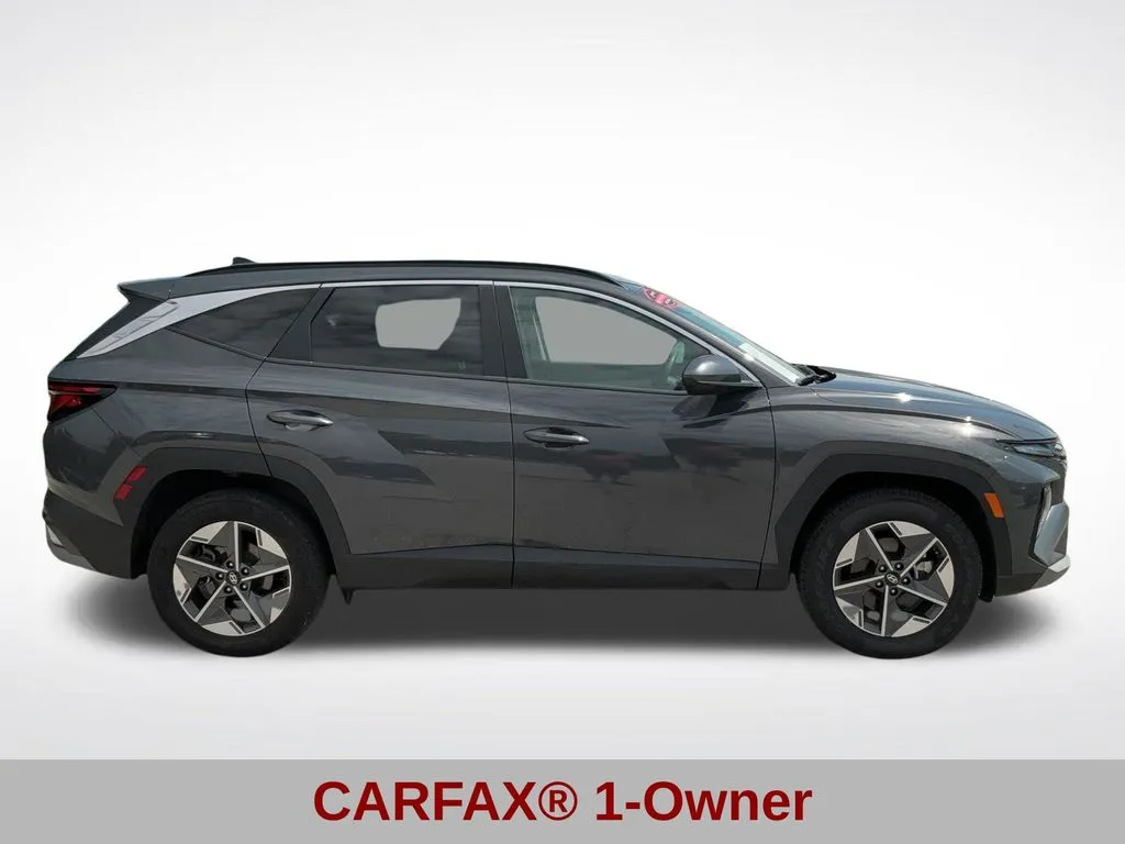 2025 Hyundai Tucson SEL - Photo 2
