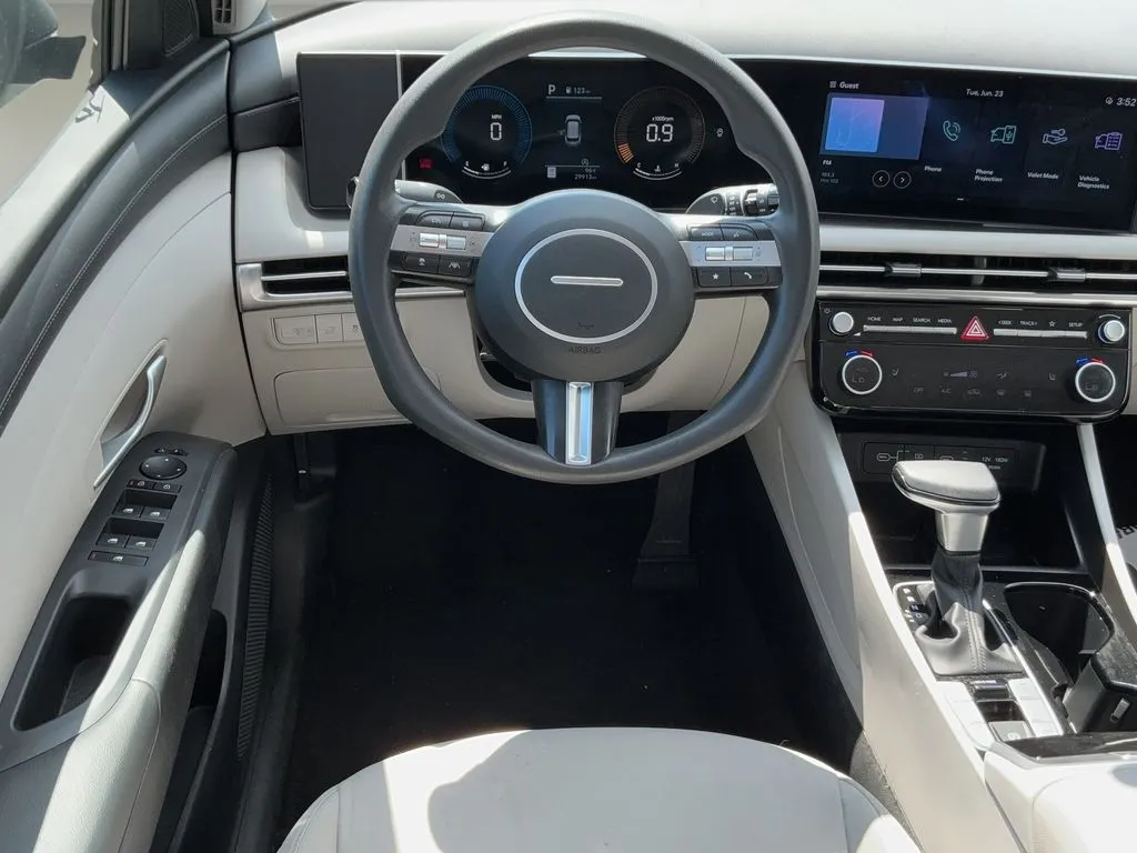 2025 Hyundai Tucson SEL - Photo 14