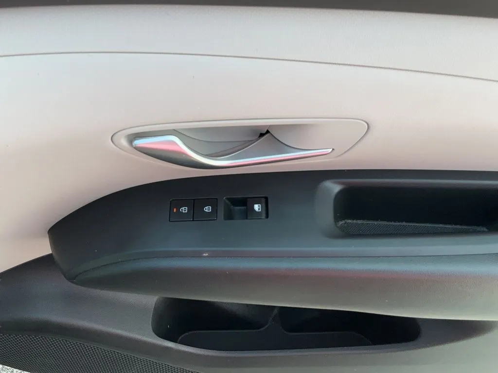 2025 Hyundai Tucson SEL - Photo 25
