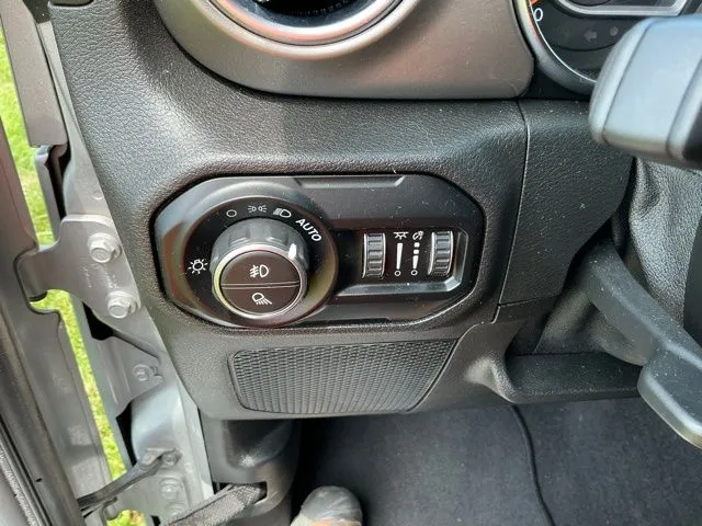 2021 Jeep Gladiator Overland - Photo 30