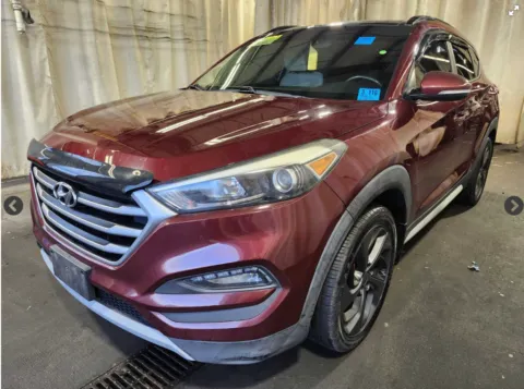 Red 2018 Hyundai Tucson Value for sale in Blue Springs, MO