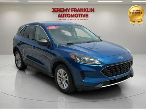 Blue 2022 Ford Escape Hybrid SE for sale in Blue Springs, MO