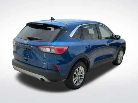 Another view of 2022 Ford Escape Hybrid SE for sale in Blue Springs, MO at Jeremy Franklin Automotive of Blue Springs