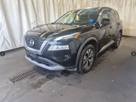 Black 2021 Nissan Rogue SV for sale in Blue Springs, MO