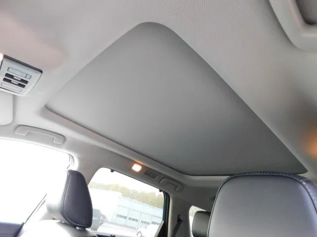 2023 Nissan Pathfinder Platinum - Photo 21