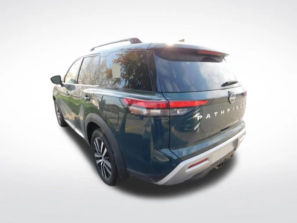 2023 Nissan Pathfinder Platinum - Photo 10