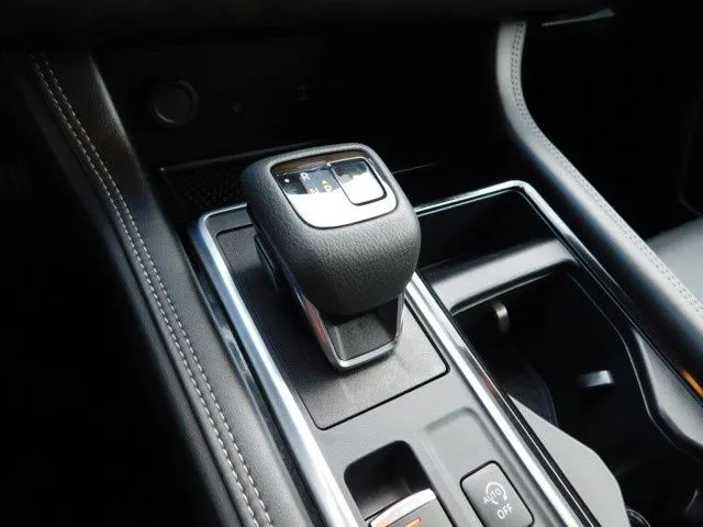 2023 Nissan Pathfinder Platinum - Photo 29