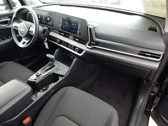 2024 Kia Sportage LX - Photo 20