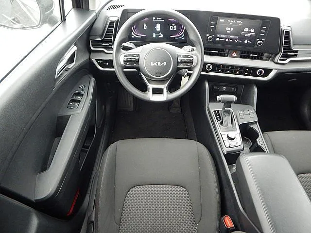 2024 Kia Sportage LX - Photo 13