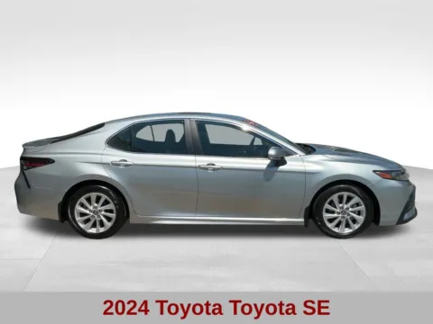 Photos of 2024 Toyota Camry SE for sale in Blue Springs, MO at Jeremy Franklin Automotive of Blue Springs