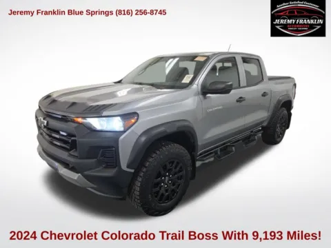 Gray 2024 Chevrolet Colorado Trail Boss for sale in Blue Springs, MO