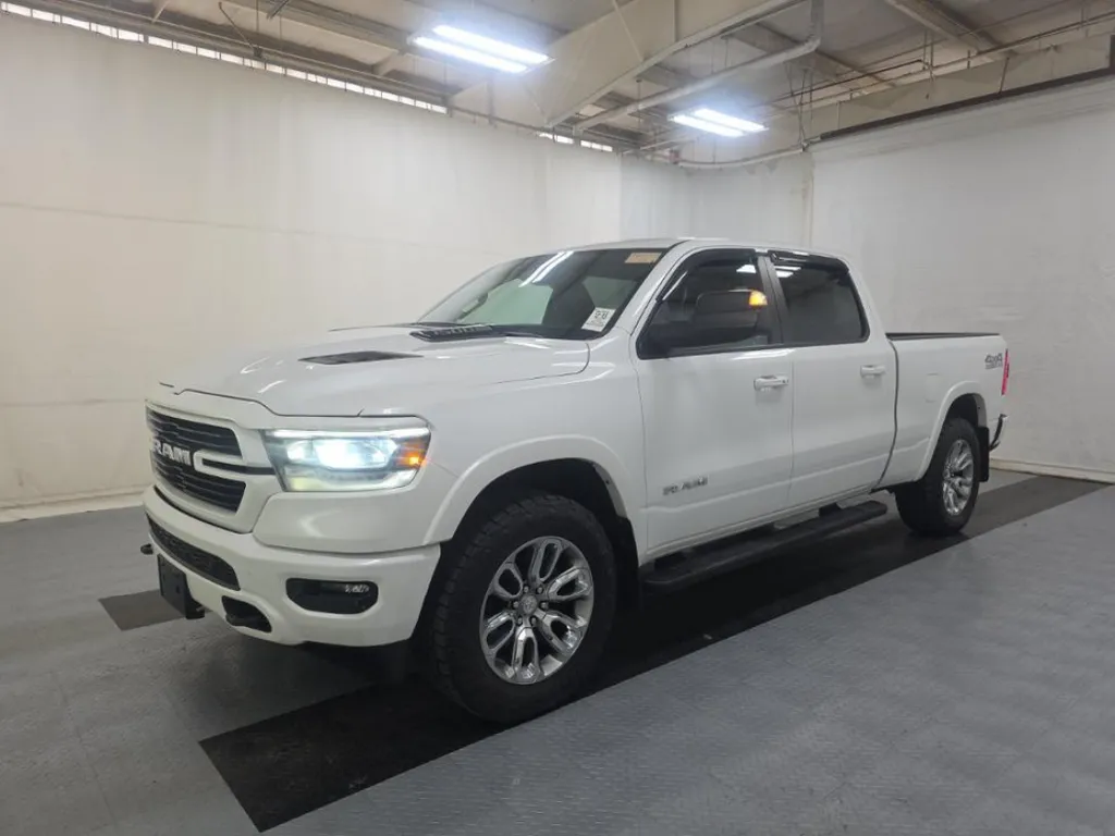 White 2022 Ram 1500 Laramie for sale in Blue Springs, MO
