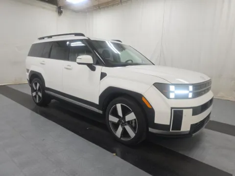 More photos of 2024 Hyundai Santa Fe Limited at Jeremy Franklin Automotive of Blue Springs, MO