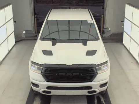 More photos of 2022 Ram 1500 Laramie at Jeremy Franklin Automotive of Blue Springs, MO