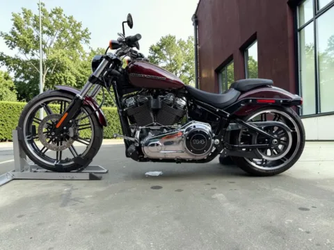 More photos of 2018 Harley-Davidson Breakout Softail at Jeremy Franklin Automotive of Blue Springs, MO