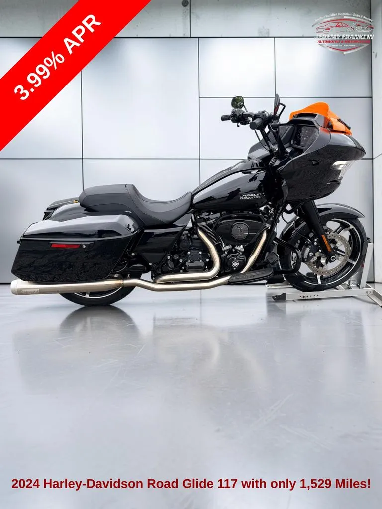 Black 2024 Harley-Davidson Road Glide 117 for sale in Blue Springs, MO