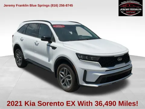 White 2021 Kia Sorento EX for sale in Blue Springs, MO