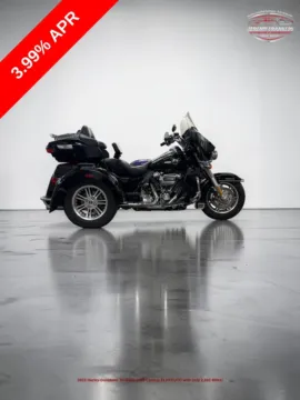 Black 2023 Harley-Davidson Tri-Glide Ultra Classic FLHTCUTG for sale in Blue Springs, MO