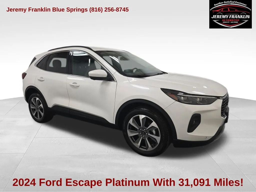 White 2024 Ford Escape Platinum for sale in Blue Springs, MO