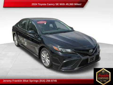 Black 2024 Toyota Camry SE for sale in Blue Springs, MO