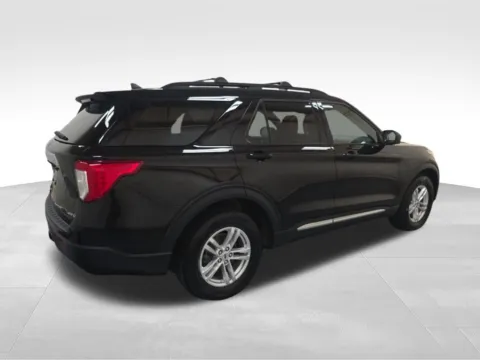 More photos of 2023 Ford Explorer XLT at Jeremy Franklin Automotive of Blue Springs, MO