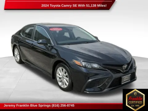 Black 2024 Toyota Camry SE for sale in Blue Springs, MO