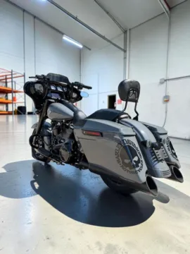 More photos of 2022 Harley-Davidson Street Glide Special at Jeremy Franklin Automotive of Blue Springs, MO